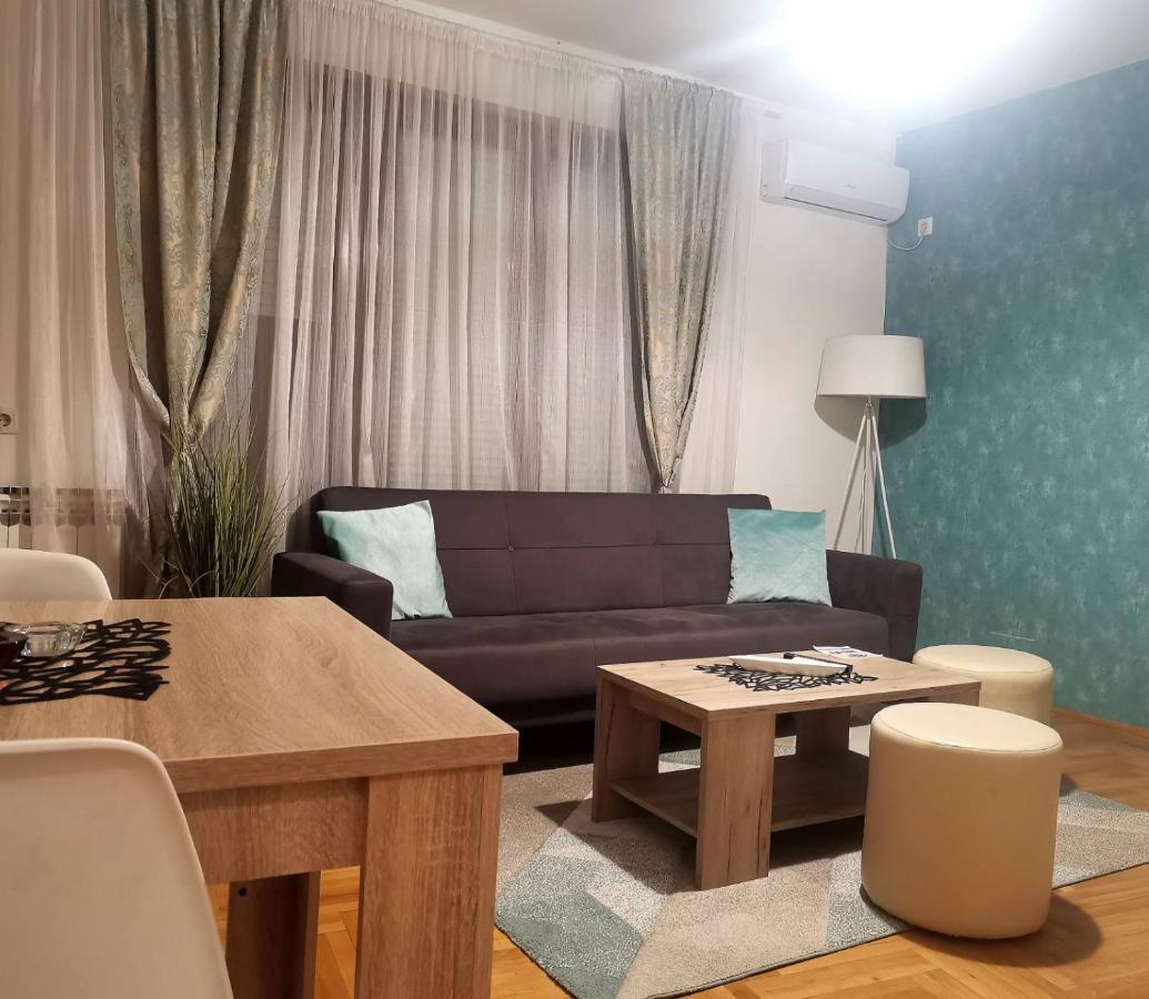 Max Apartment บันยาลูกา ภายนอก รูปภาพ