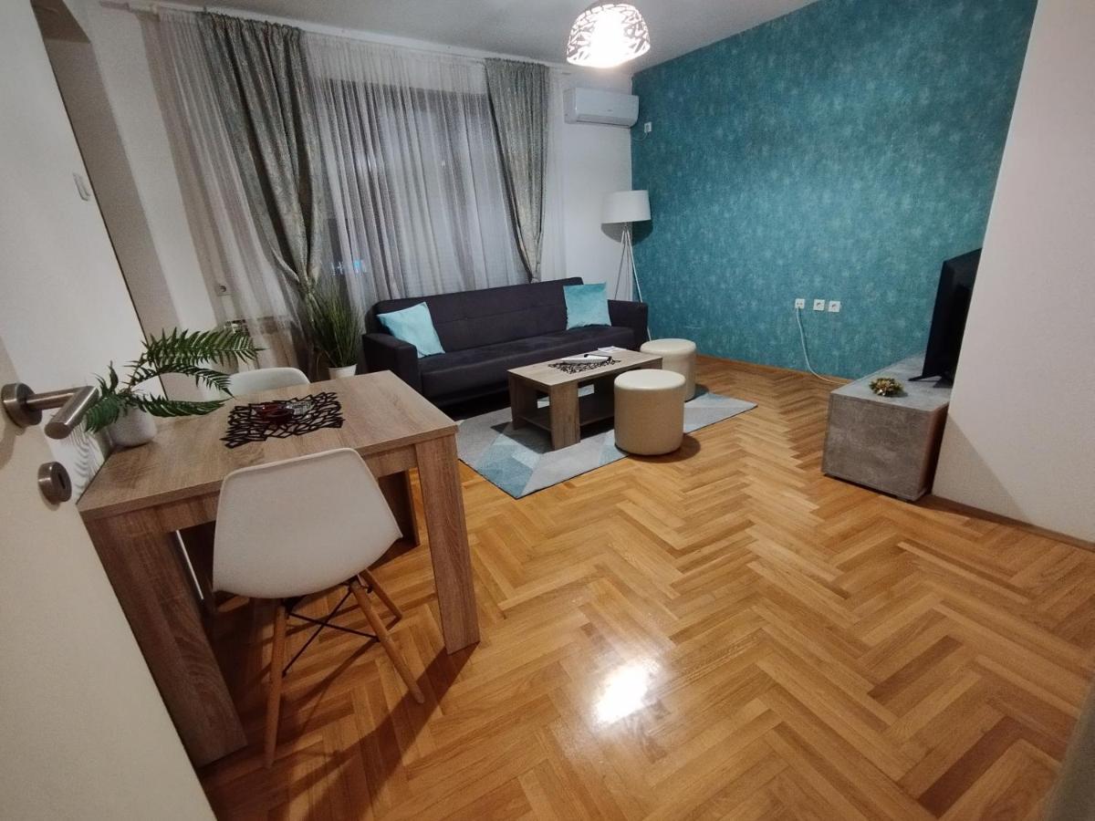 Max Apartment บันยาลูกา ภายนอก รูปภาพ